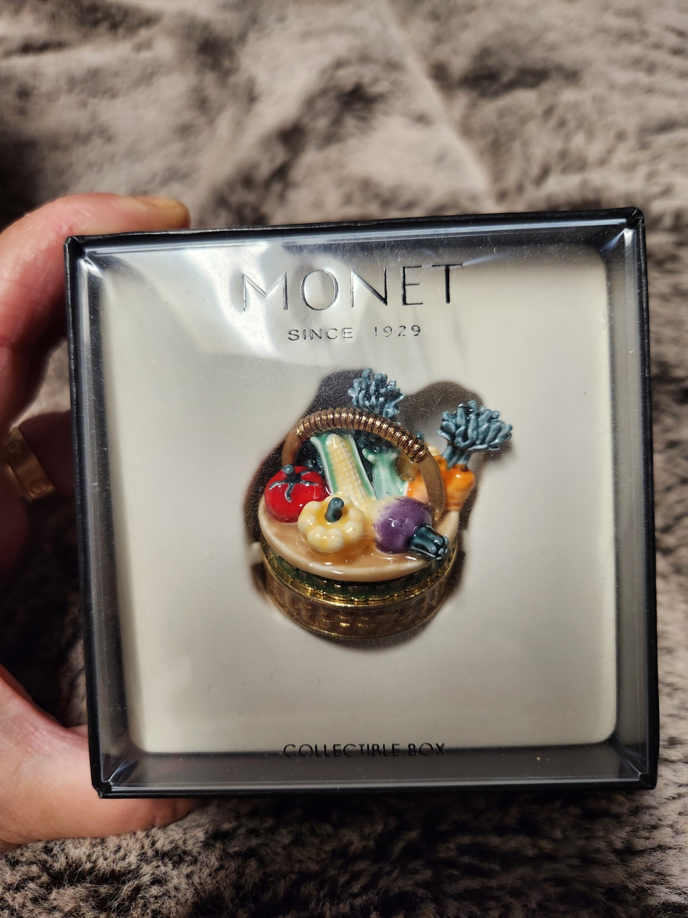 Monet 2010 Multicolor Enamel Vegetable Farmers Basket
